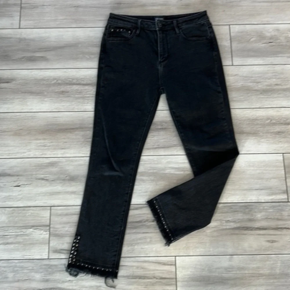 Driftwood Amelia jeans in black size 26 studded